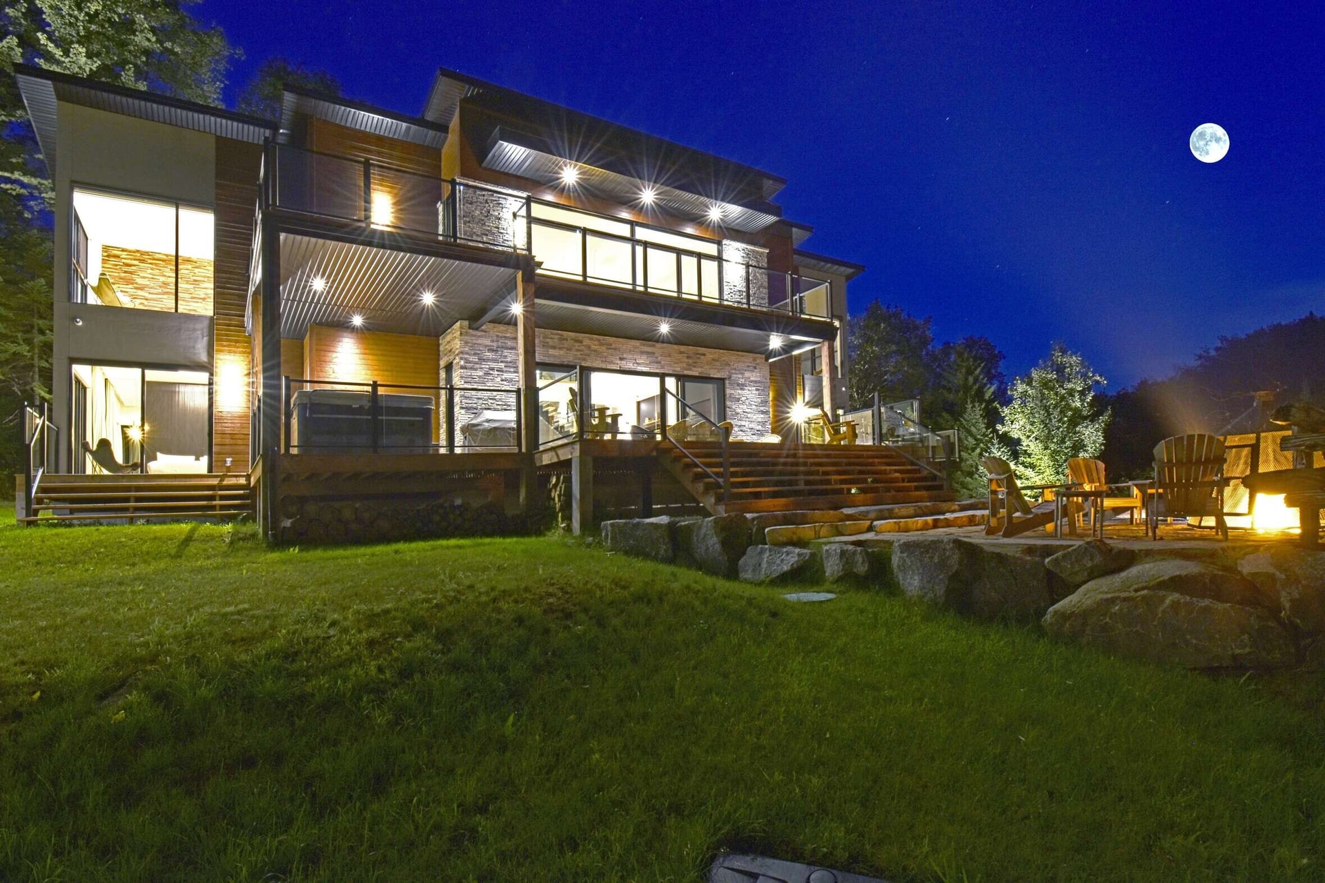 TREMBLANT LIVING cover