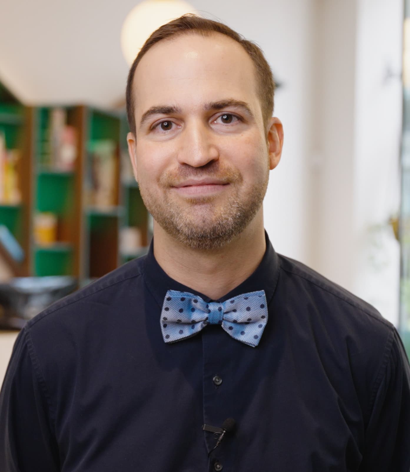 Frédéric Ryan - Serveur Frédéric Ryan - Serveur